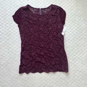 New York & Company Maroon Lace Top Size Small